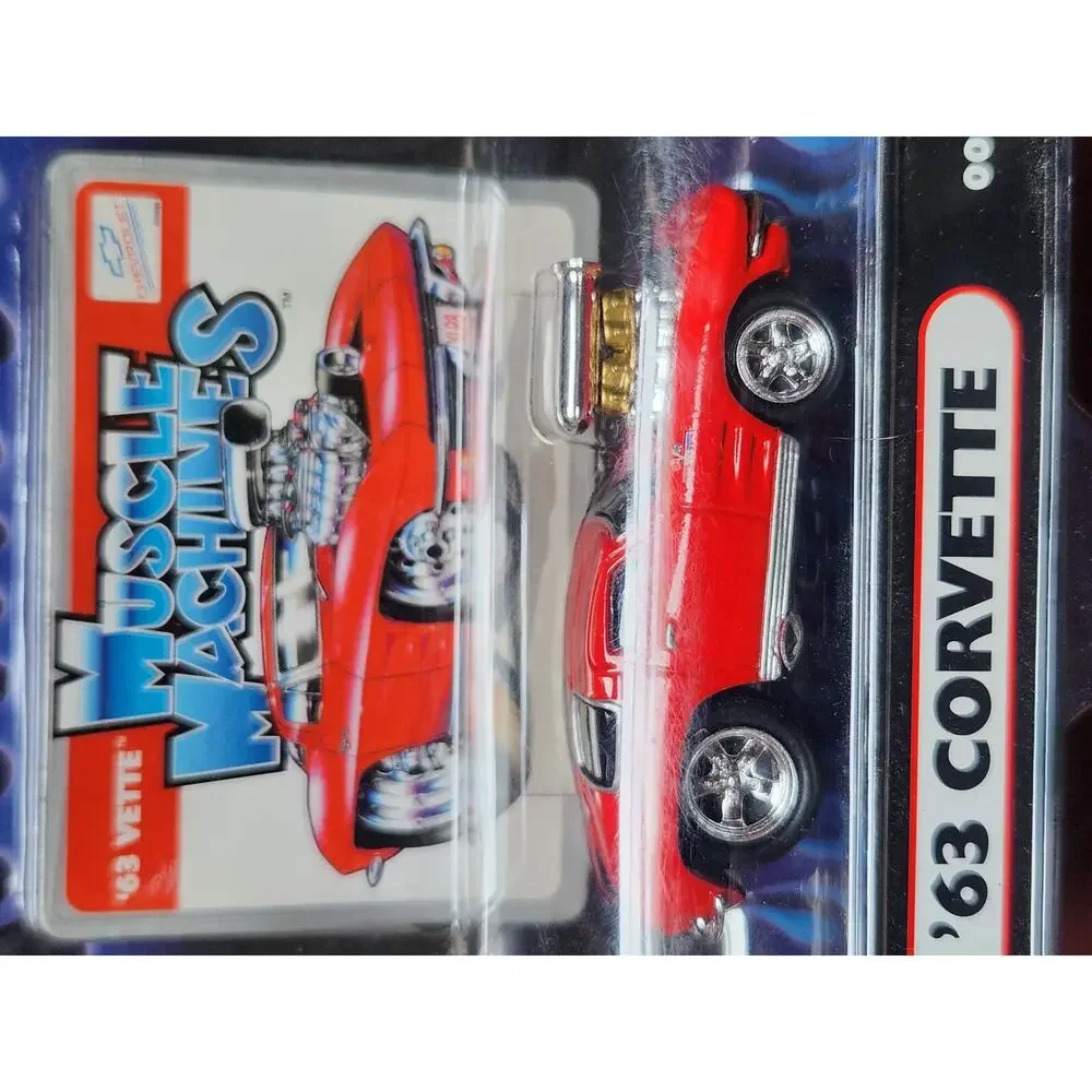 Muscle Machines 63 Corvette Red 1:64 Diecast Classic Car Collectible